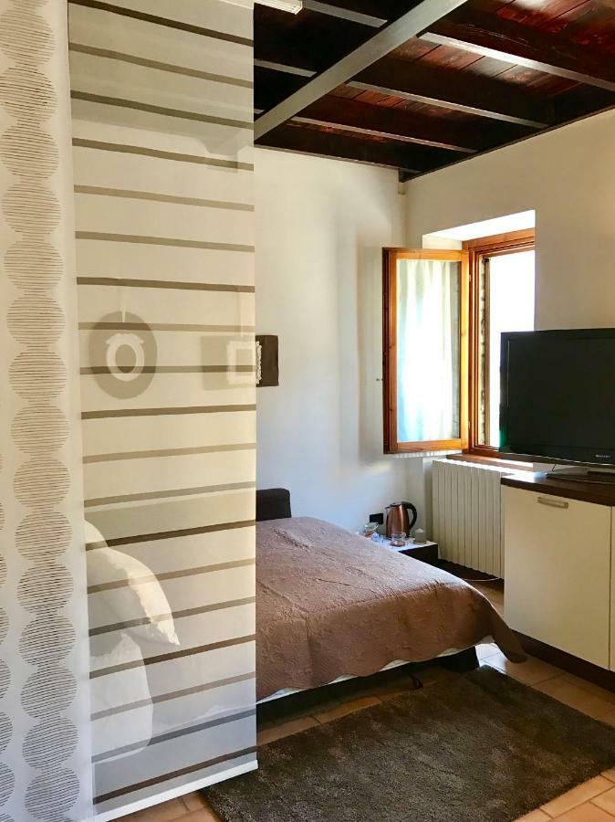 Porto Valentino 2 Apartment Sirmione Exterior foto